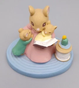 Vintage Avon Forest Friends Story Time Figurine - Picture 1 of 7
