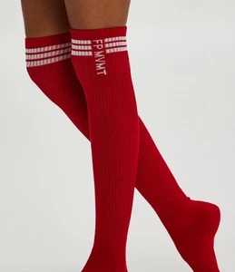 Free People Free Movement Red Knee High Gym Cheerleader Coquette Socks NWT OS - Bild 1 von 2