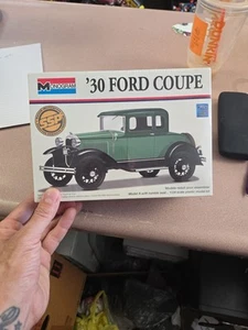MONOGRAM-----1930 FORD COUPE SSP Model Kit 85-7551 Factory Sealed - Picture 1 of 11