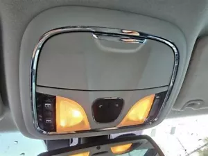 2014-2018 JEEP CHEROKEE OVERHEAD CONSOLE: W/ SUNROOF SWITCH - Picture 1 of 12