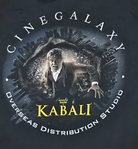 T-Shirt kleines Kamali indischer Film Rajinkanth Bollywood 18 Zoll Pit to Pit - Bild 1 von 5