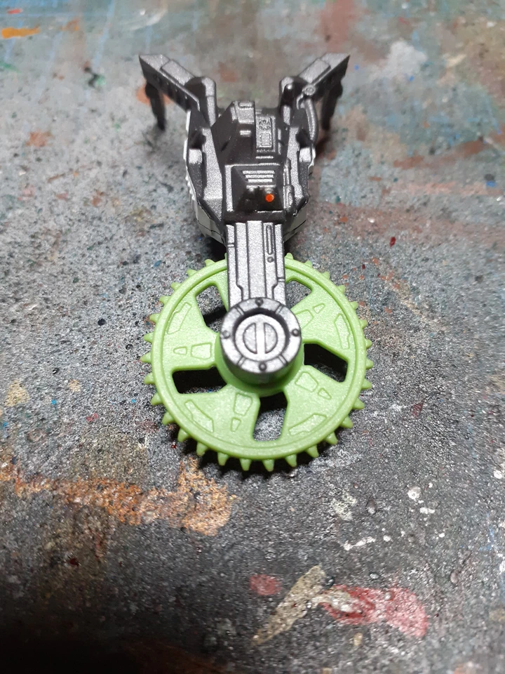 Star Wars The Force Awakens Captain Phasma combining saw weapon - Image 1 of 1