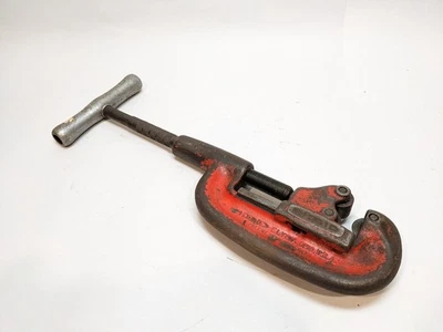 Ridgid No 2A - 1/8 to 2" Heavy Duty Pipe Cutter - Image 1 of 4