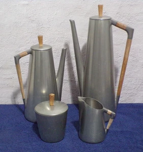 Vintage MC KDM Zinn Royal Holland Teakholz Kaffee & Teeservice mit Milchkännchen & Zucker - Bild 1 von 3