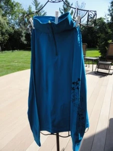 Top de yoga Tek Gear frontal 3/4 cremallera manga larga en azul cálido negro manga floral M - Imagen 1 de 9