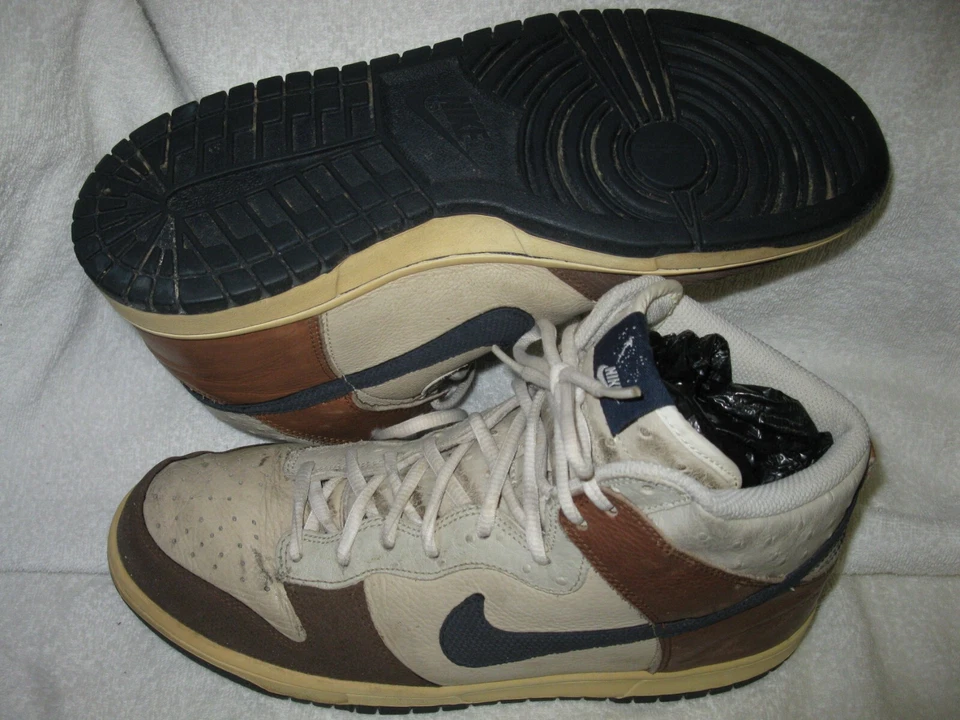 Nike dunk high premium model men's basketball shoes (style 316424-241) size 10.5 - Image 1 of 4