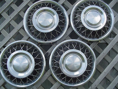 Ford Mustang Galaxy Ranchero Mercury Comet 1964 1965 1966 tapacubos cubiertas de rueda Foto 1 de 4