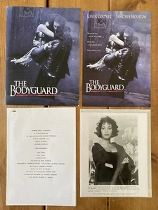 The Bodyguard Press Sleeve, Song List, Production & Stills x6. Houston & Costner - Picture 1 of 3