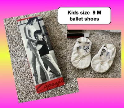 💙  Girls size 9 M White Ballet shoes 205T Capezio Daisy dance Leather full sole - Image 1 of 4