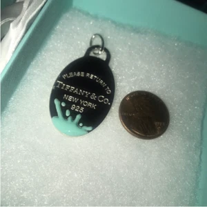NEW Return To Tiffany & Co Splash Blue Enamel Large Oval Tag Charm In Box w/ Bow - Picture 1 of 8