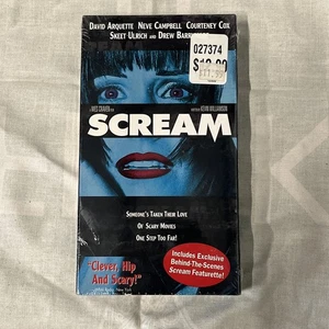 SCREAM Drew Barrymore Blue VAriant Edition (VHS 1997) Brand New Sealed - Imagen 1 de 3
