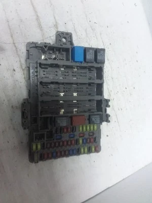 Caja de conexiones de fusibles cabina Honda CR-V 2014  Foto 1 de 4