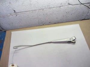 Vintage Mercedes Bosch Left Wiper Arm, 115 820 13 44 - Picture 1 of 13