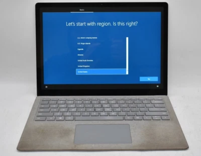 Laptop 13" Microsoft Surface 1769 i7-7660U 2.5GHz 8GB RAM 256GB SSD WIN10 *LEER* Foto 1 de 4
