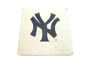 MLB New York Yankees Pocket Mini Base 3,75 x 3,75" perfekt für Autogramme - Bild 1 von 2