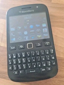 Blackberry 9720 Unlocked Smartphone - Picture 1 of 4