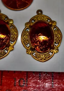 VINTAGE 2 OVAL incredible COPPERTONE CONVEX GLASS SET IN REPRO BRASS PENDANTS - Picture 1 of 3