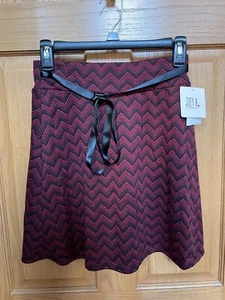 NWT Joey B Girls L Red Black Chevron Skirt w/ Black Satin Tie - Picture 1 of 3