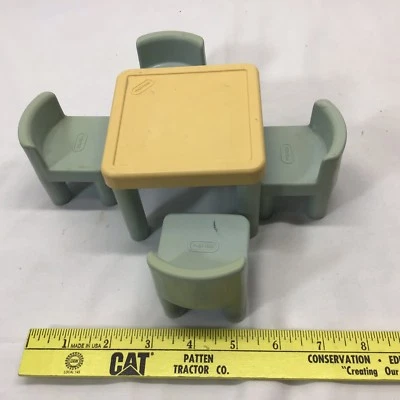 Little Tikes Vintage Loving Family Dollhouse table and 4 chairs set - Image 1 of 3
