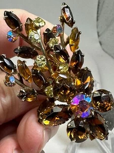 Flower Bouquet Amber Navette Clear AB Rhinestone '30 Vintage Gold Brooch M-4593 - Picture 1 of 4