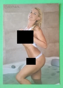 Tarjeta de autógrafo A21 Daynia modelo erótico Venus Berlin - Imagen 1 de 2