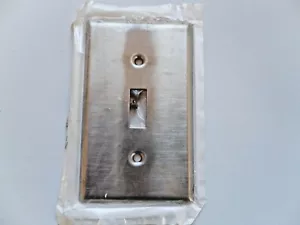 Leviton 004-84001-04 Piastra da parete monocomando in acciaio inox - Foto 1 di 1