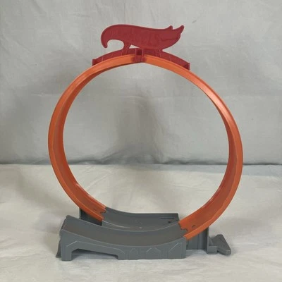 Hot Wheels FTH82 Action Loop Star Track Part - Loop / Jump - Image 1 of 4