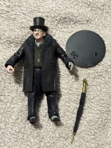 McFarlane DC Multiverse Il Pinguino Batman Arkham City Sciolto Completo 7" - Foto 1 di 2
