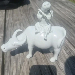 Chinese Blanc De Chine Figure Of Ox - Antique Porcelain - Picture 1 of 1