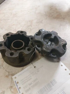 B2600 1988 Locking Hub gear missing 260554 - Foto 1 di 2
