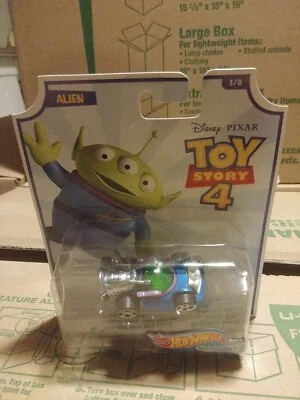  2017  Hot Wheels  Toy Story 4 Alien ships/box/bubblewrap - Image 1 of 4