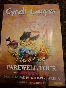 Cyndi Lauper, Jean Marie Le Pen ,Hungarian magazine 2025 - Picture 1 of 3