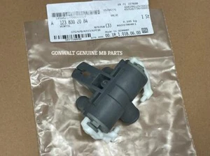 Válvula de control de calefacción Mercedes Benz C123 S123 W123 cupé sedán vagón 1238302084 - Imagen 1 de 3