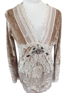 Passion Concept Fairy Boho Victorian Beige Velvet /Lace V-Neck Top Size M - Picture 1 of 3