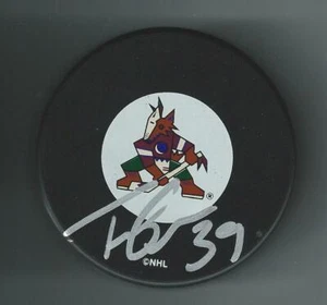 Travis Green Signed Phoenix Coyotes Puck Utah Mammoth - Picture 1 of 1