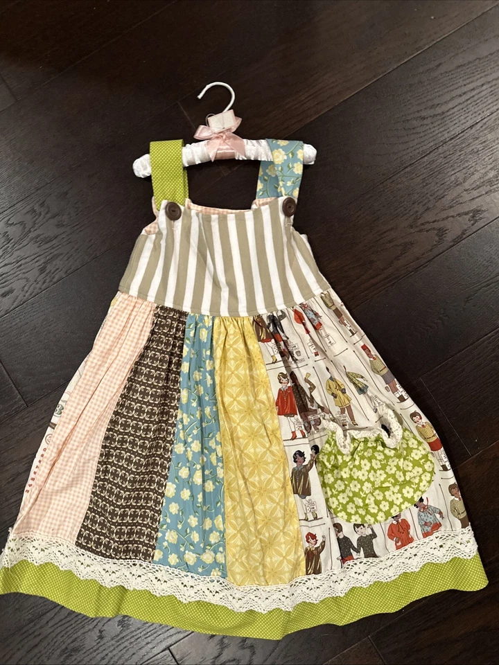 Persnickety Dress  Patterned Size 6 - Image 1 of 4