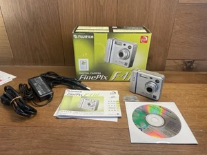 *Full Set : Unused* Fuji Fujifilm FinePix F410 Compact Digital Camera 3.1MP /JPN - Picture 1 of 19