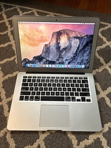 Apple MacBook Air A1466 13.3” Laptop Intel i5 1.4 GHz 4 GB RAM 256 GB SSD - Picture 1 of 8