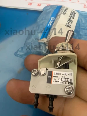 1PC New SMC Mechanical valve VM1010-4NU-08 free shipping #ll - Image 1 of 2