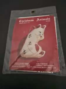 NEW Janlynn “Christmas Animals - Cat" Xmas Embroidery Ornament Kit 00-253 - Picture 1 of 2