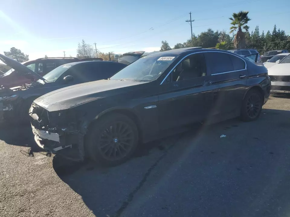 Tanque de combustible usado se adapta a: BMW 535I Grado A 2013 Foto 1 de 4