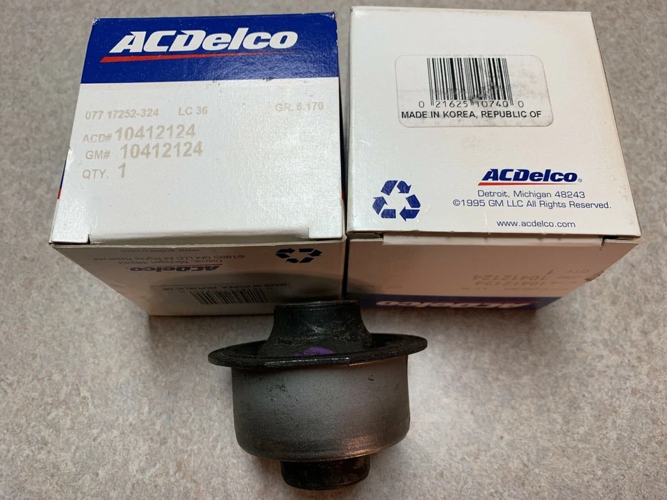 GM 10412124 - Set of 2 - GM Front Suspension Lower Control Arm Bushing - Image 1 of 1