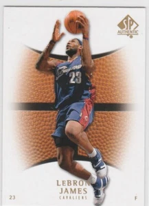 Tarjeta de baloncesto auténtica LeBRON JAMES Upper Deck SP ¡Cleveland Cavs #23 LAKERS! - Imagen 1 de 2