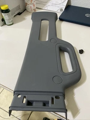 Gray Right Upper B Pillar Trim | Fits 11 12 13 14 15 16 Ford F250 F350 Crew Cab Foto 1 de 4