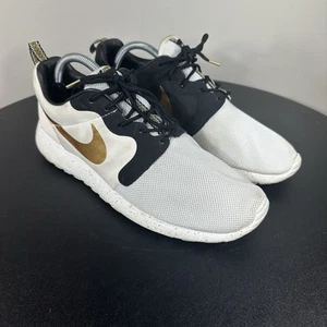 Nike 2014 Roshe Run One Gold Trophy White Gold Men's Shoes Size 9.5 - Picture 1 of 9
