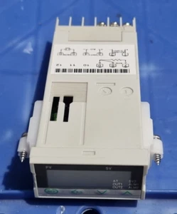 RKC INSTRUMENTS SA200 FD08-8M-3*HN-NN/N/18 Z1033 DIGITAL TEMPERATURE CONTROLLER - Imagen 1 de 4