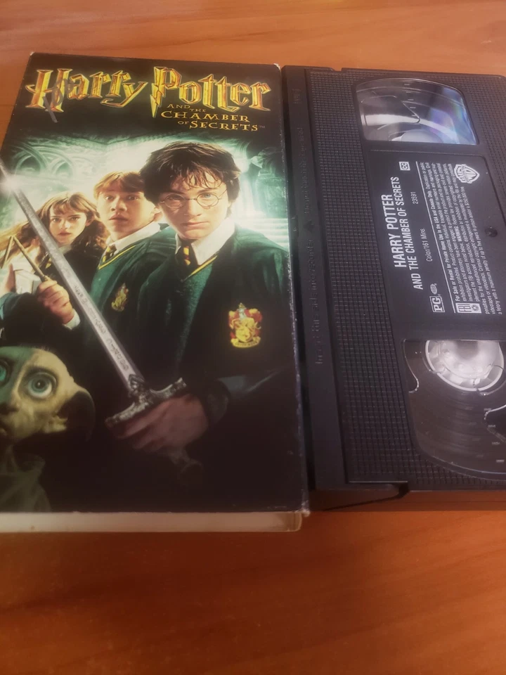 Harry Potter and the Chamber of Secrets (VHS, 2003) - Image 1 of 1