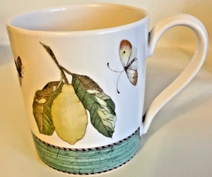 WEDGWOOD "SARAH’S GARDEN" LARGE POACHED PEARS RECIPE 1997 MUG - Foto 1 di 6