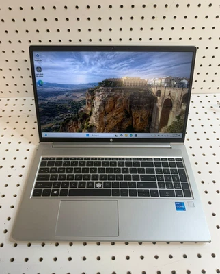 HP ProBook 450 G8 |i5-11th|  16GB | 256GB SSD| Win 11 Pro | 1 MISSING KEY - Image 1 of 4
