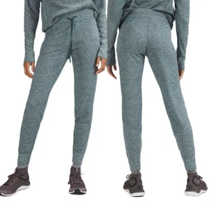 Lululemon Engineered Warmth Relaxed Fit Merino Jogger Green Jasper White Gr. 12 - Bild 1 von 12